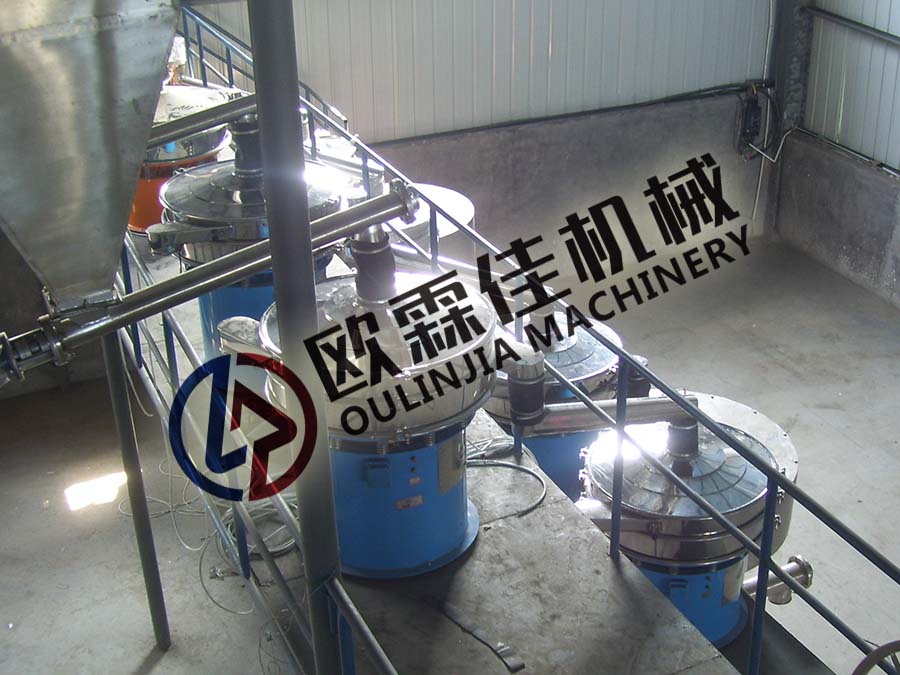 螺旋輸送機(jī)振動篩使用現(xiàn)場